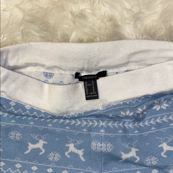 Pjs - Picture 3 of 3